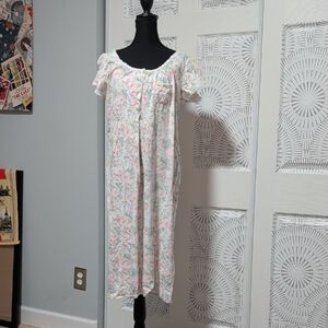 Vintage 80's Woman's Cotton Floral Nightgown